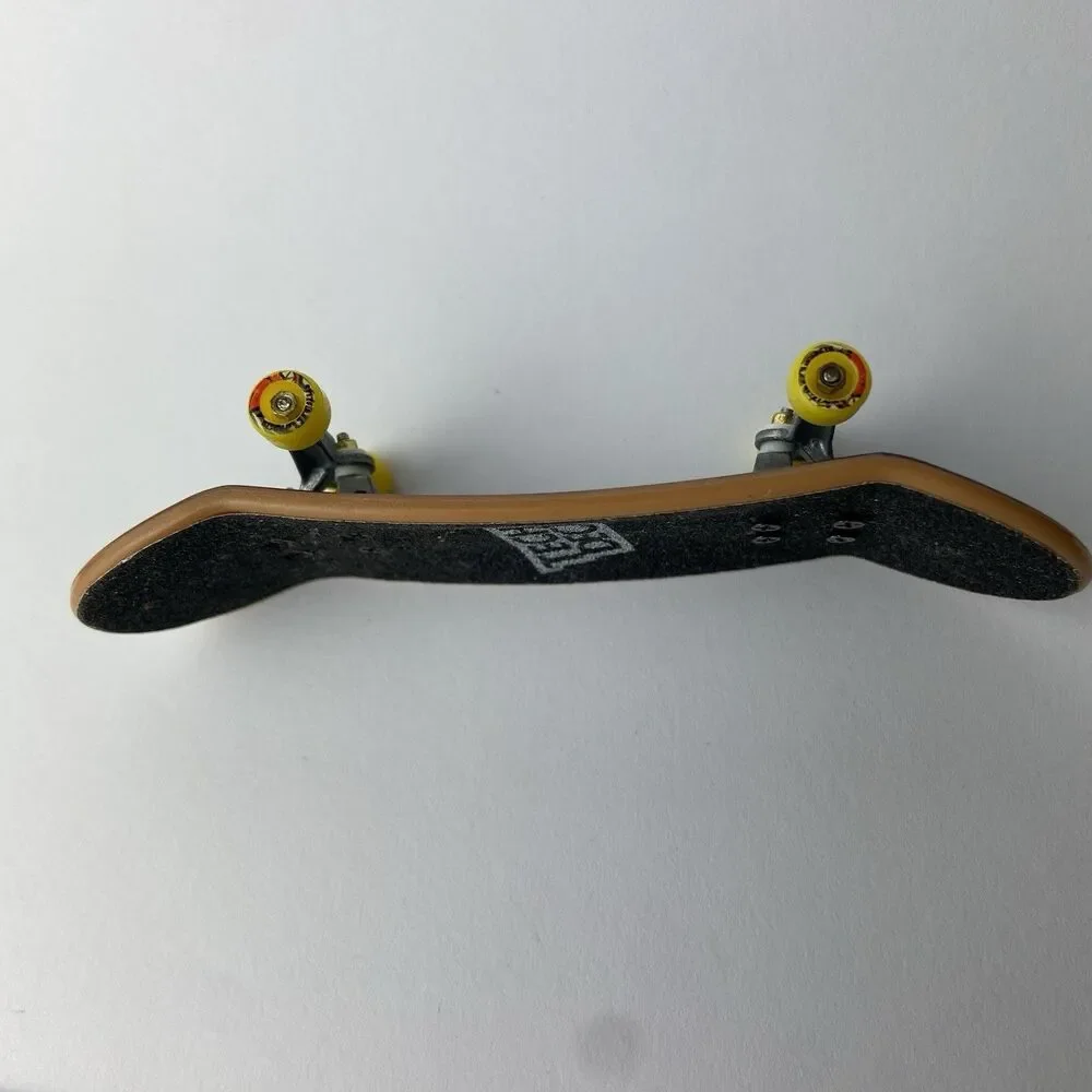 Tech Deck REAL SKATEBOARDS COMPANY Donnelly Fight Or Flight Fingerboard